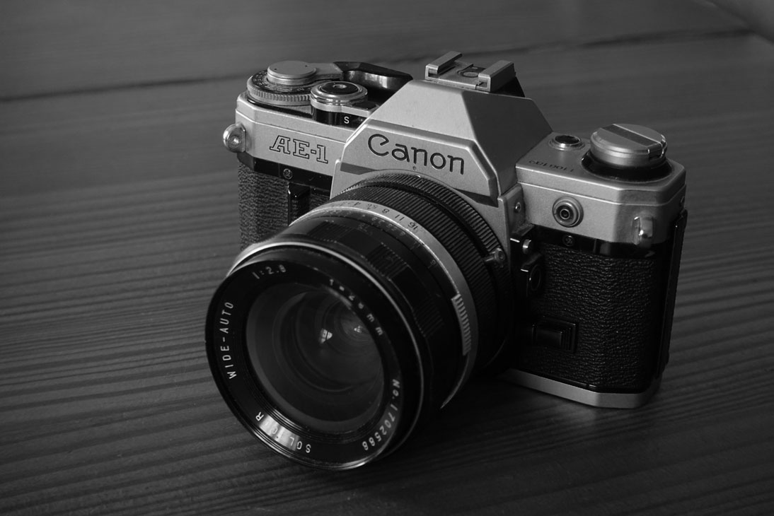 AE1